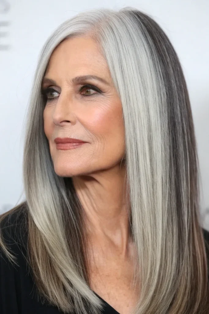 13 Chic Hairstyles for Women Over 50 with Round Faces 12 LS11