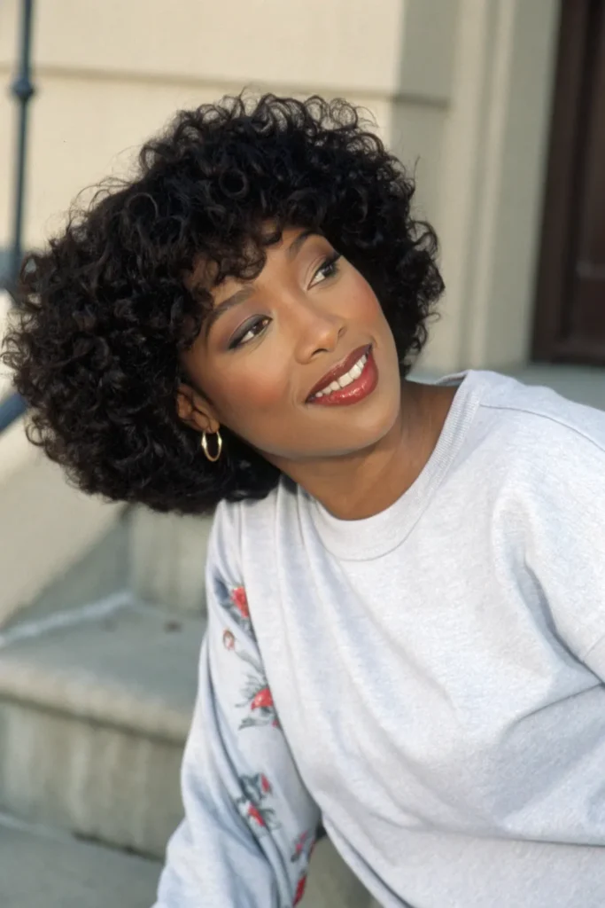 10 Iconic 90s Curly Hairstyles Black Women Made Famous 11 SD10